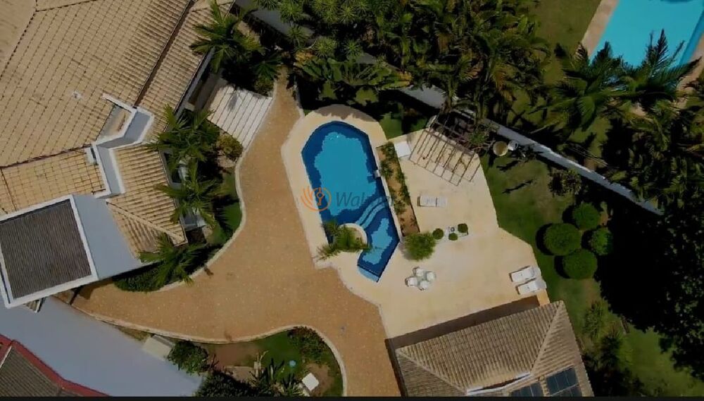 Casa, 4 quartos, 646 m² - Foto 1