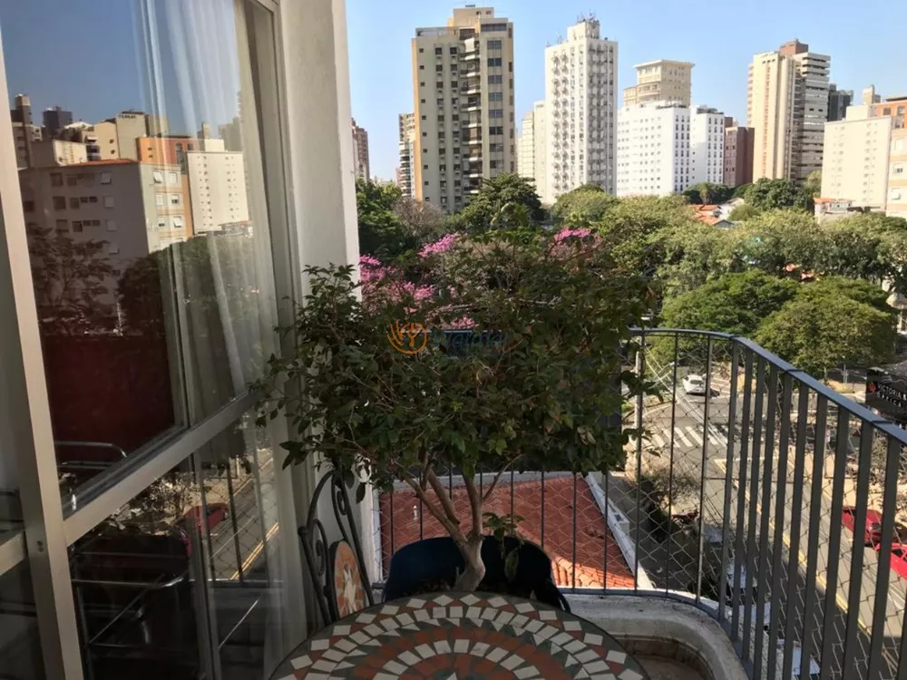 Apartamento à venda com 3 quartos, 156m² - Foto 7