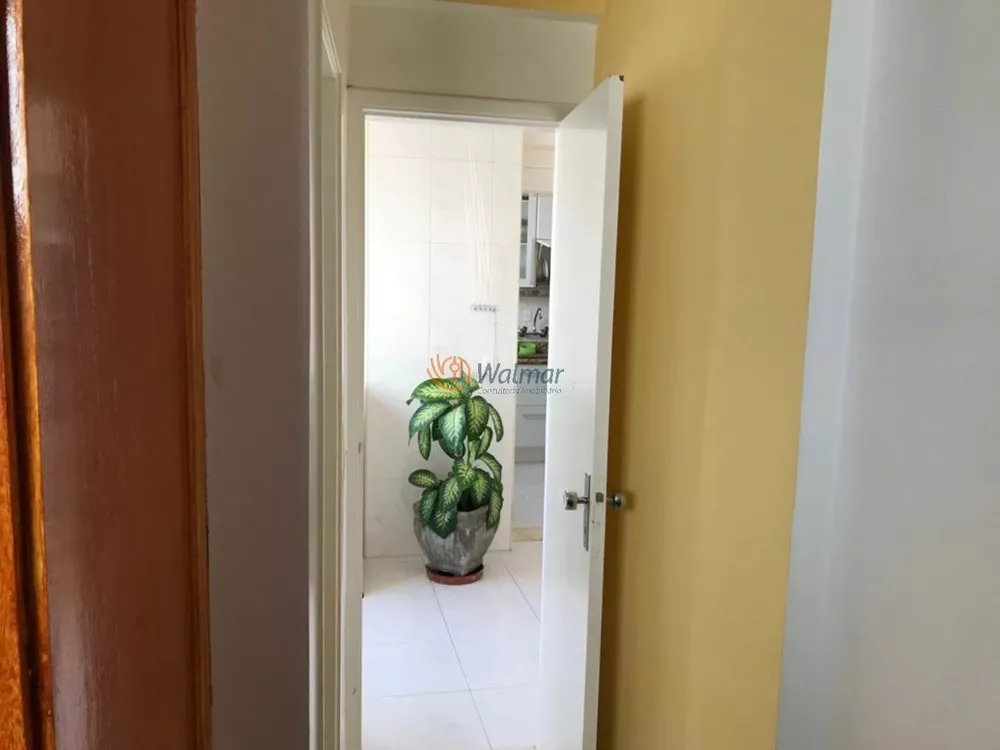 Apartamento à venda com 3 quartos, 156m² - Foto 12