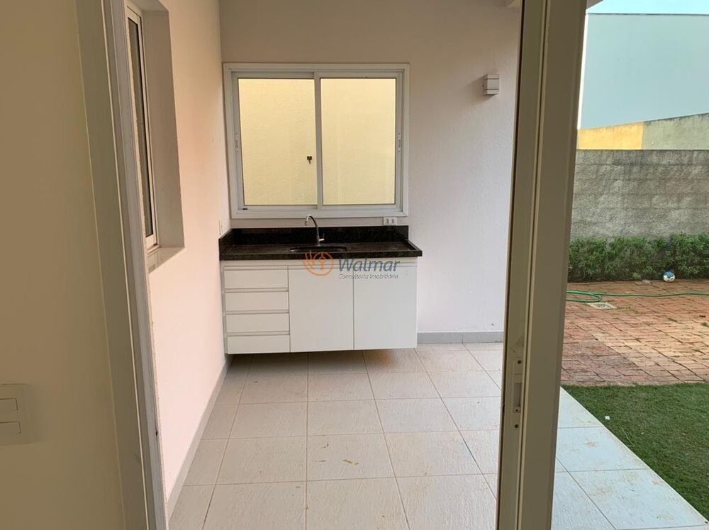 Casa, 4 quartos, 191 m² - Foto 2