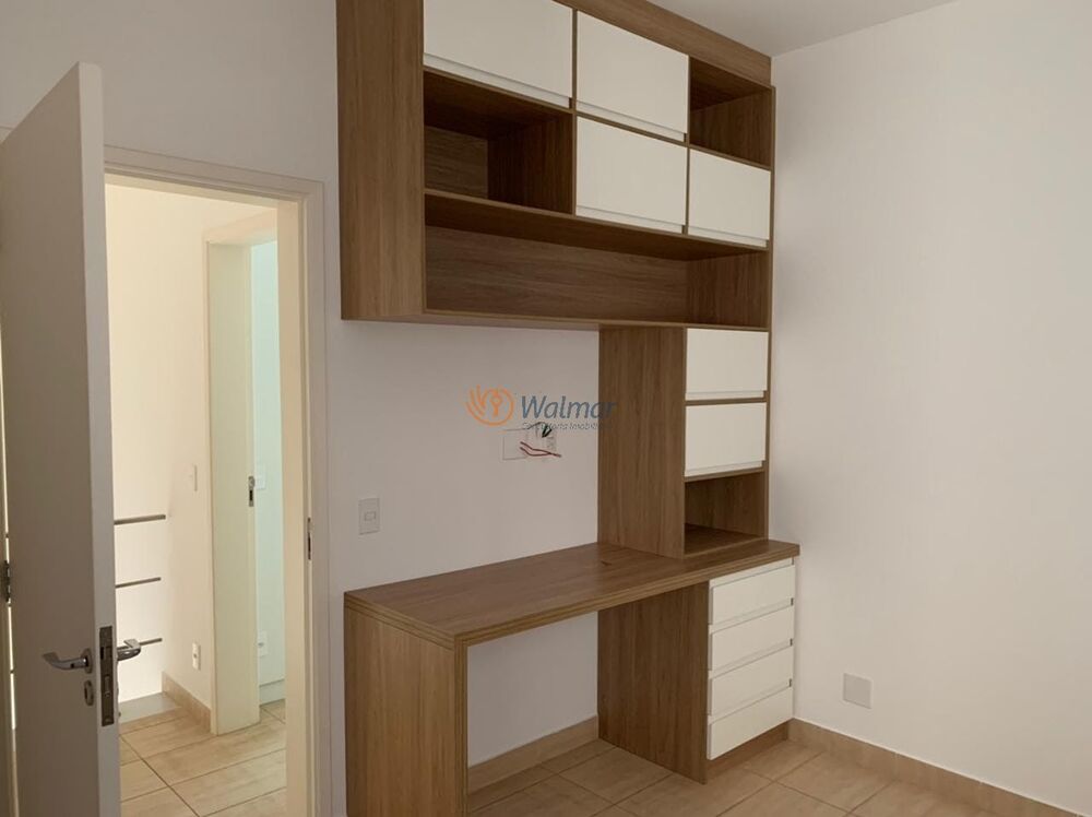 Casa, 4 quartos, 191 m² - Foto 1