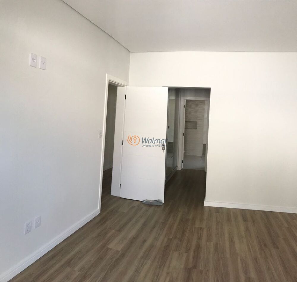 Casa, 4 quartos, 305 m² - Foto 8