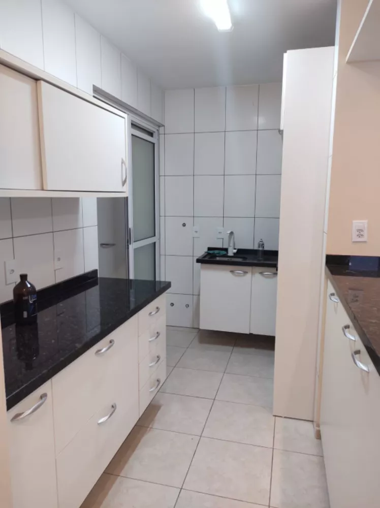 Apartamento à venda com 2 quartos, 73m² - Foto 1