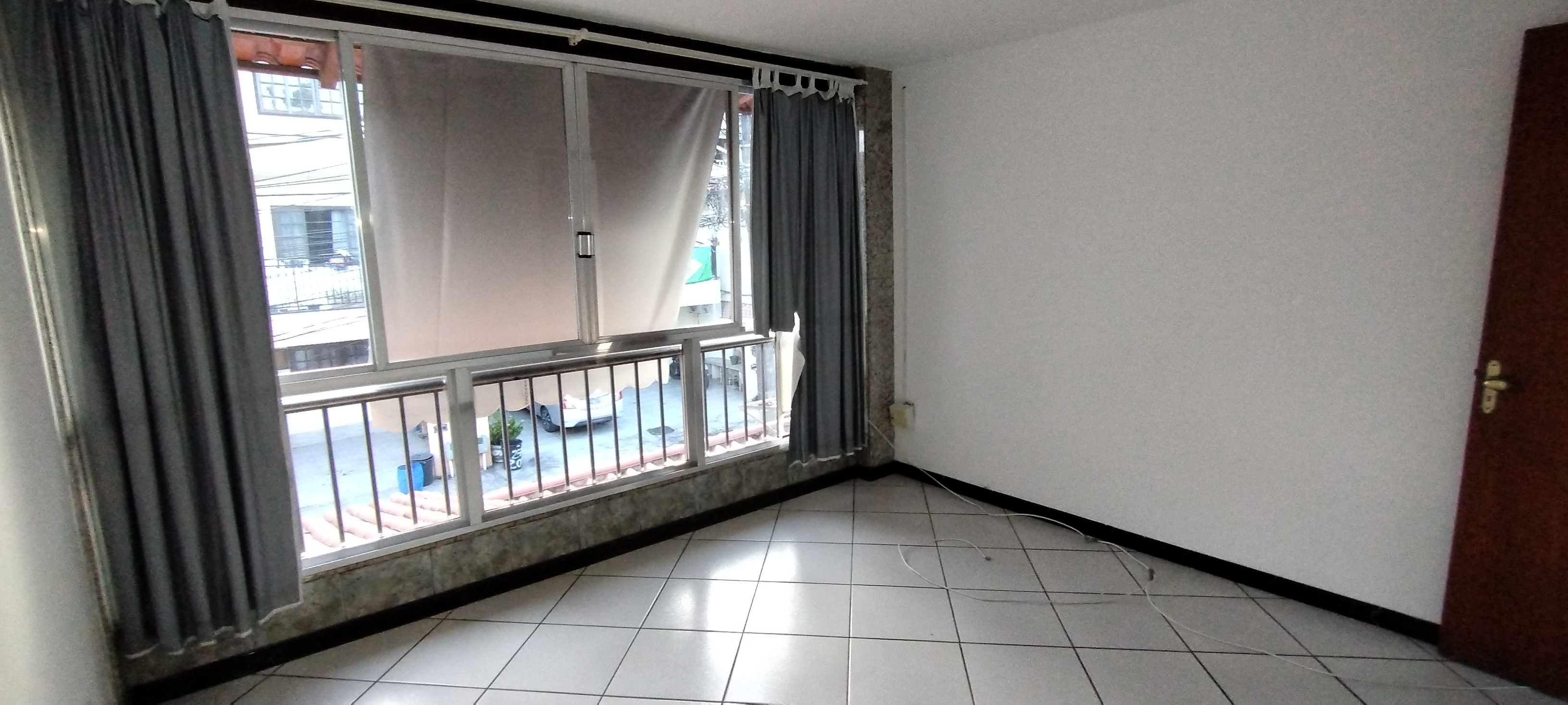 Apartamento à venda com 2 quartos, 75m² - Foto 27