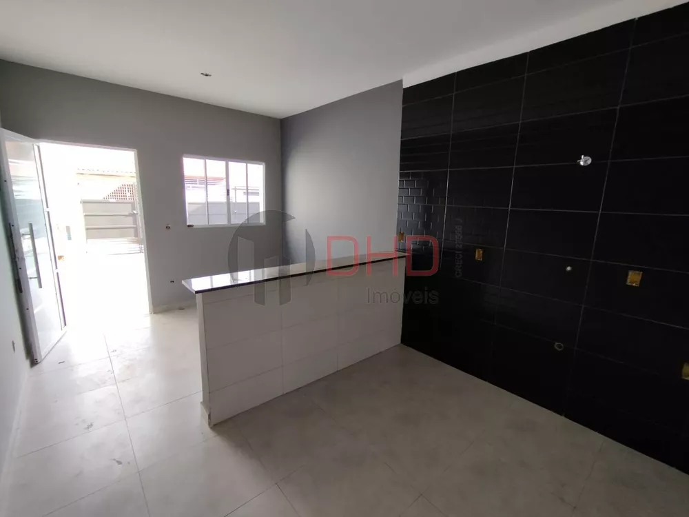 Casa à venda com 2 quartos, 58m² - Foto 4