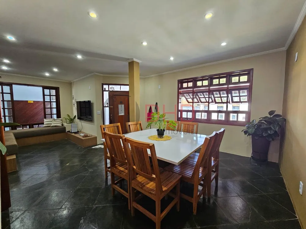 Casa, 3 quartos, 255 m² - Foto 4