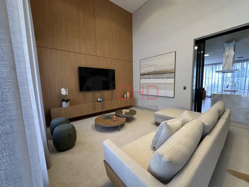 Casa, 4 quartos, 249 m² - Foto 2