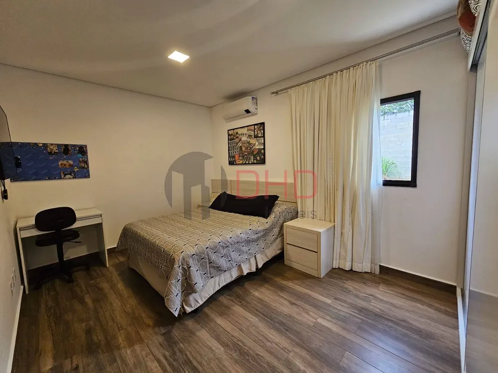 Casa, 4 quartos, 240 m² - Foto 4