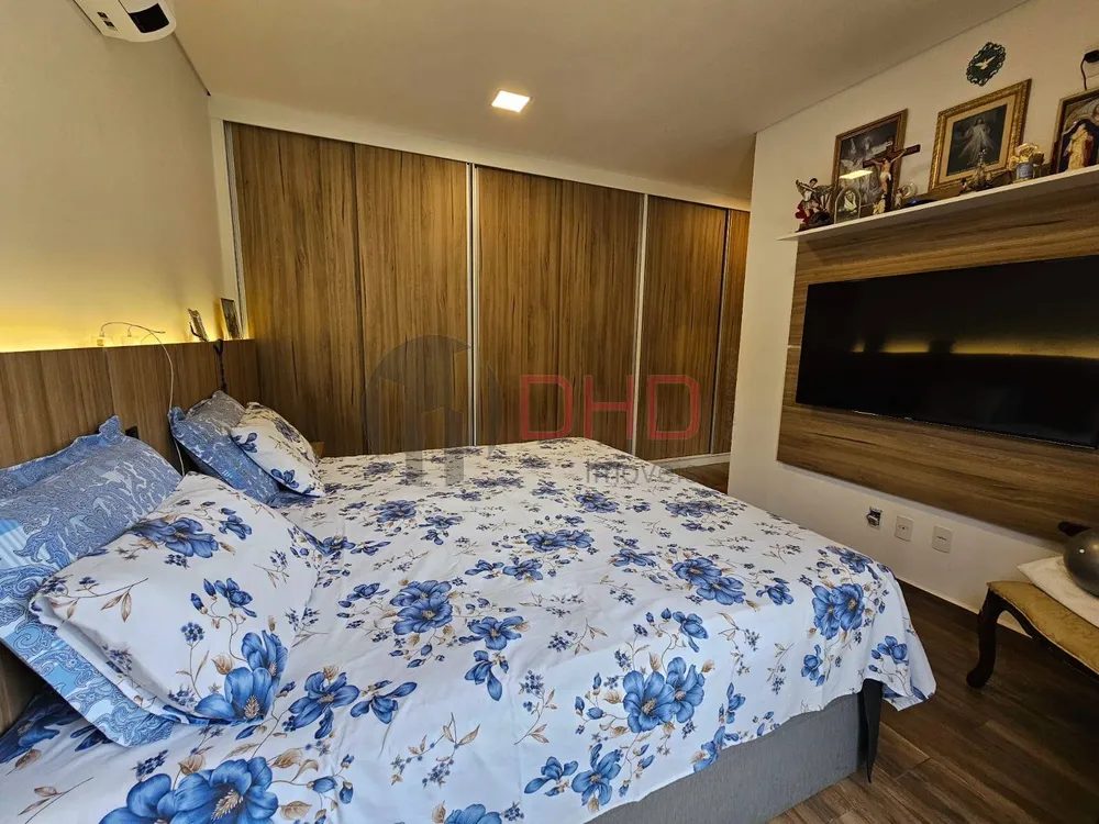 Casa, 4 quartos, 240 m² - Foto 3