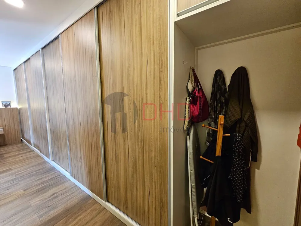 Casa, 4 quartos, 240 m² - Foto 6