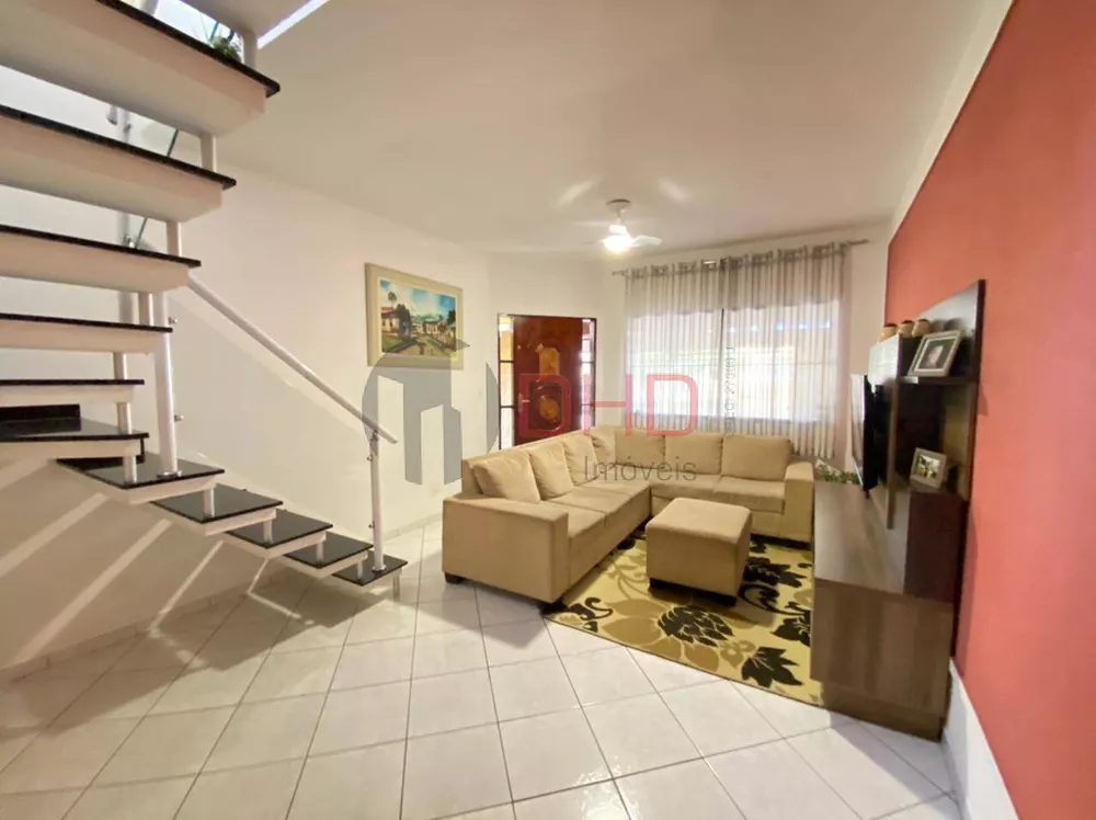 Sobrado à venda com 3 quartos, 170m² - Foto 3