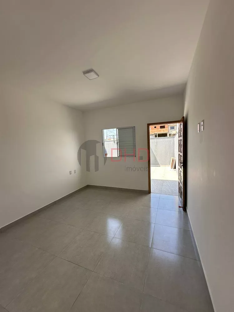 Casa à venda com 1 quarto, 37m² - Foto 4