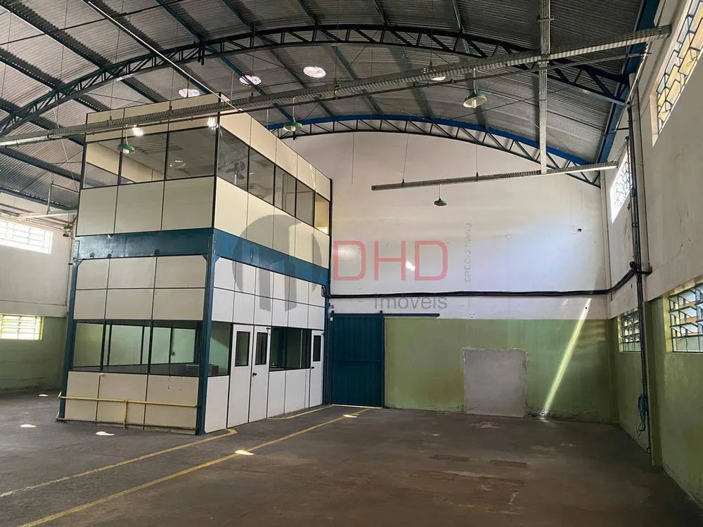 Prédio Inteiro, 867 m² - Foto 1
