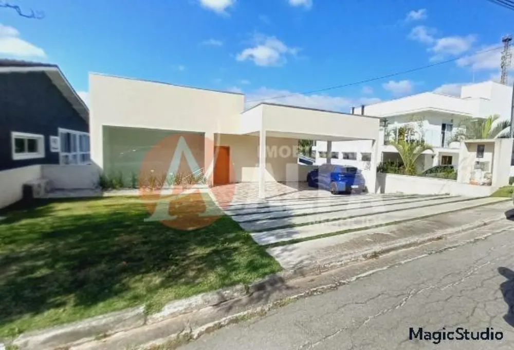 Casa, 3 quartos, 232 m² - Foto 1