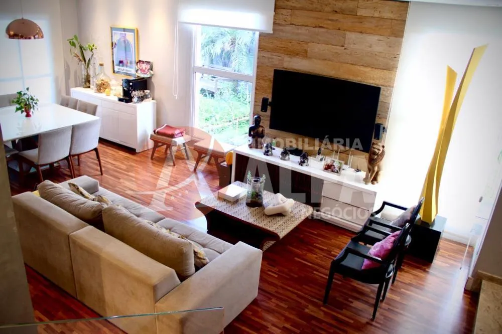Casa, 3 quartos, 210 m² - Foto 1