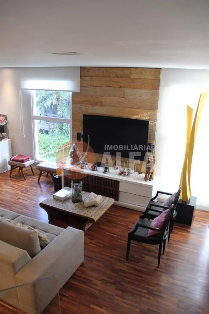Casa, 3 quartos, 210 m² - Foto 4