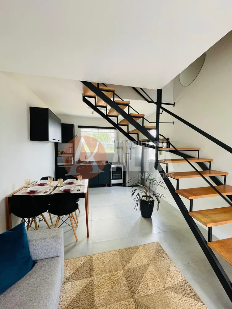 Casa, 2 quartos, 49 m² - Foto 1