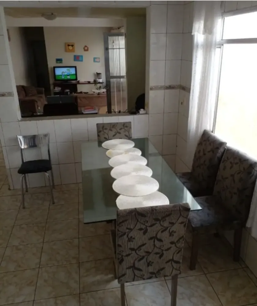 Casa, 2 quartos, 300 m² - Foto 2