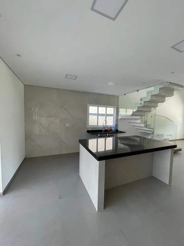 Casa, 3 quartos, 282 m² - Foto 4