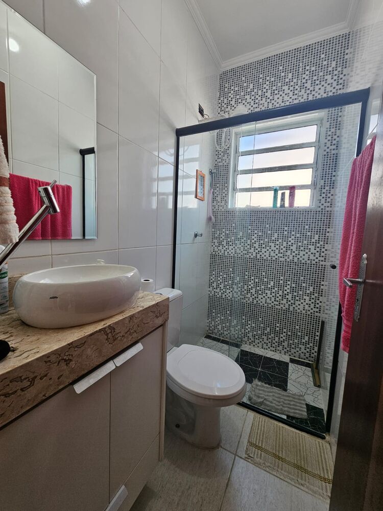 Casa à venda com 2 quartos, 63m² - Foto 2