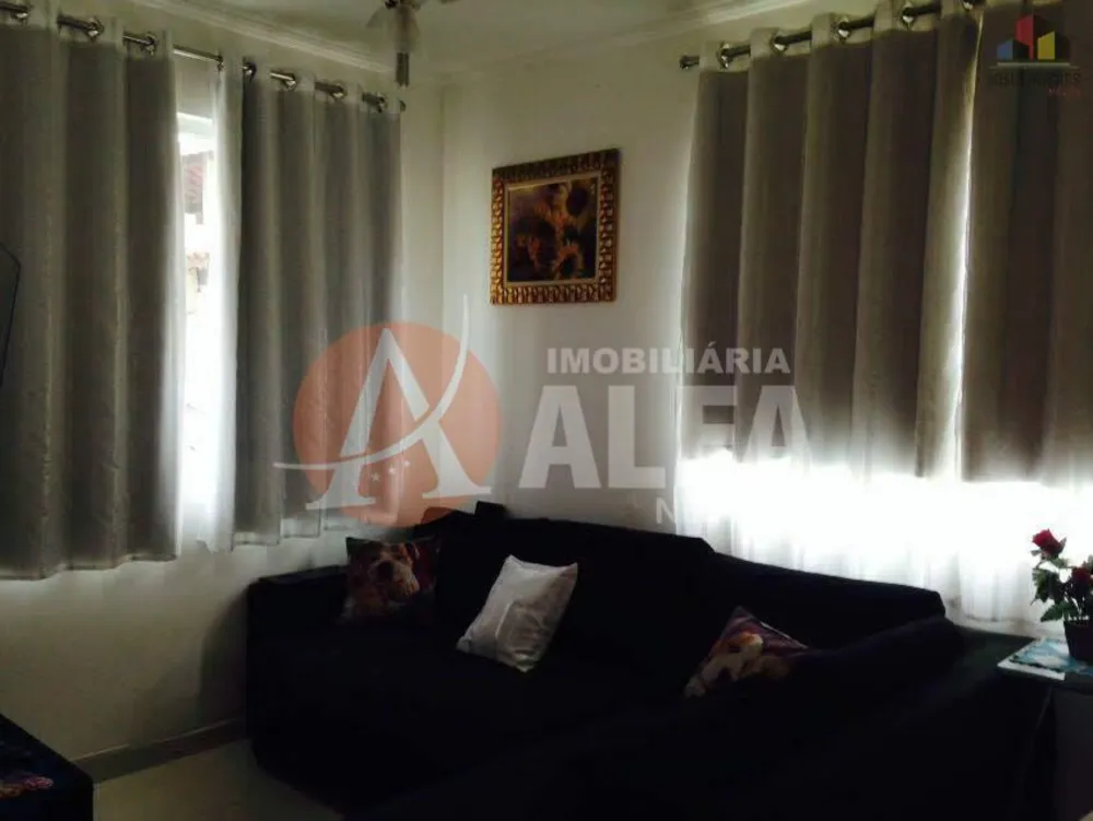 Casa, 3 quartos, 180 m² - Foto 3