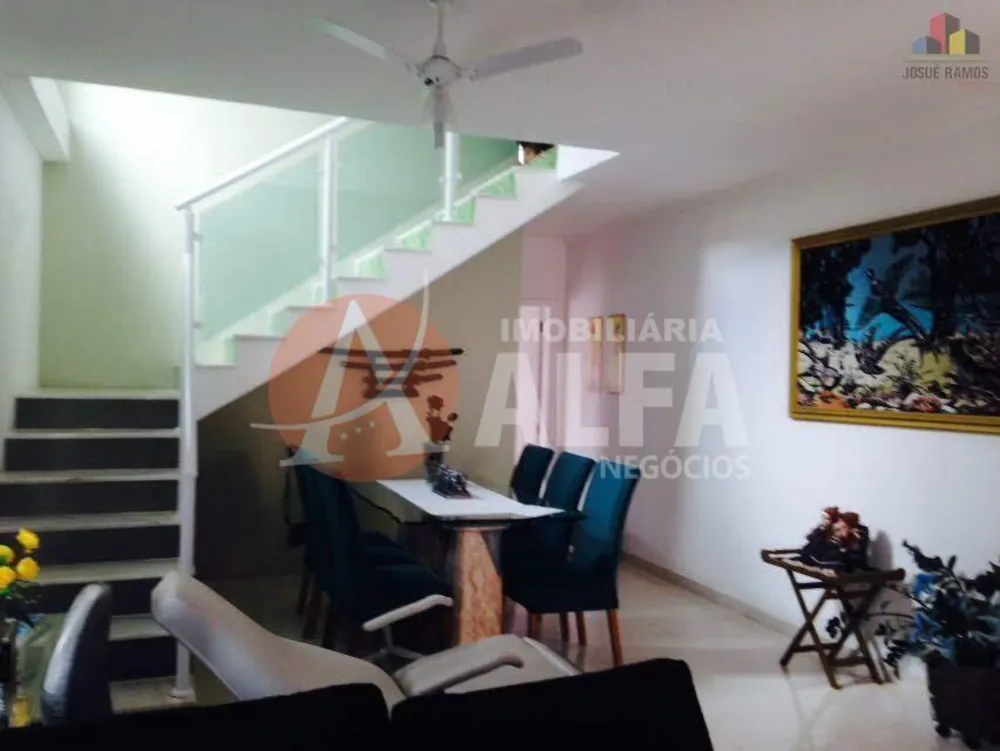 Casa, 3 quartos, 180 m² - Foto 2