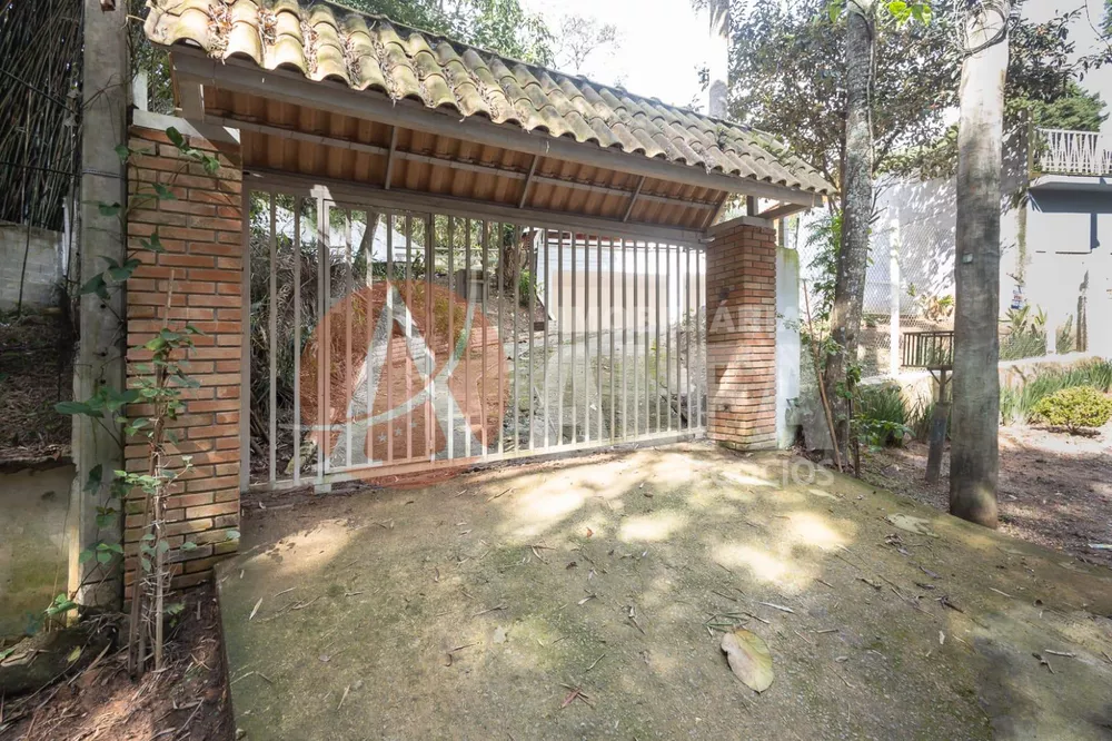 Casa à venda com 3 quartos, 174m² - Foto 1