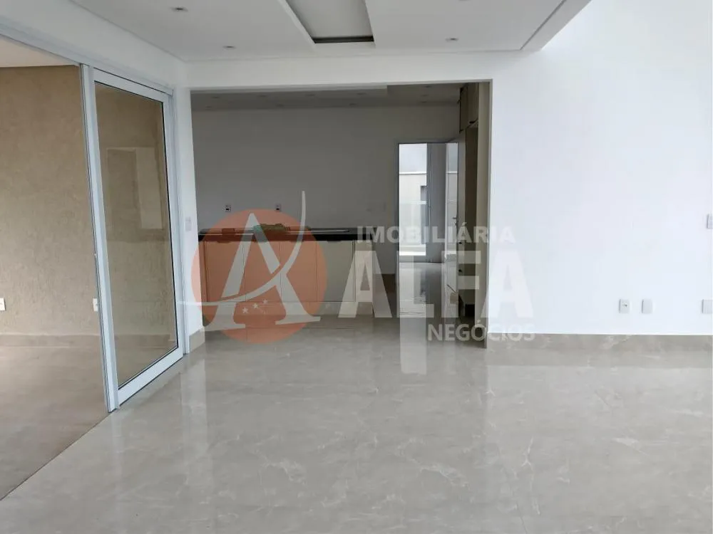 Casa, 3 quartos, 299 m² - Foto 1