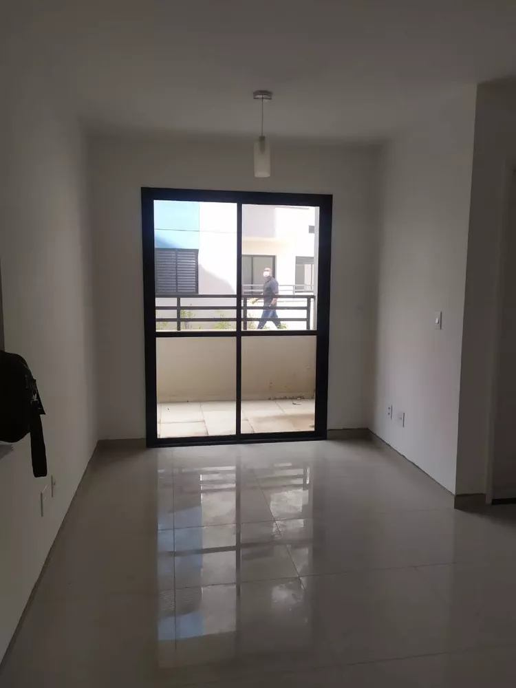 Apartamento para alugar com 2 quartos, 54m² - Foto 2