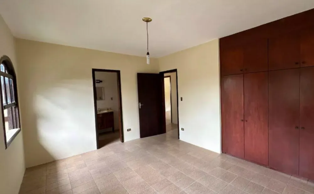 Casa, 3 quartos, 200 m² - Foto 1