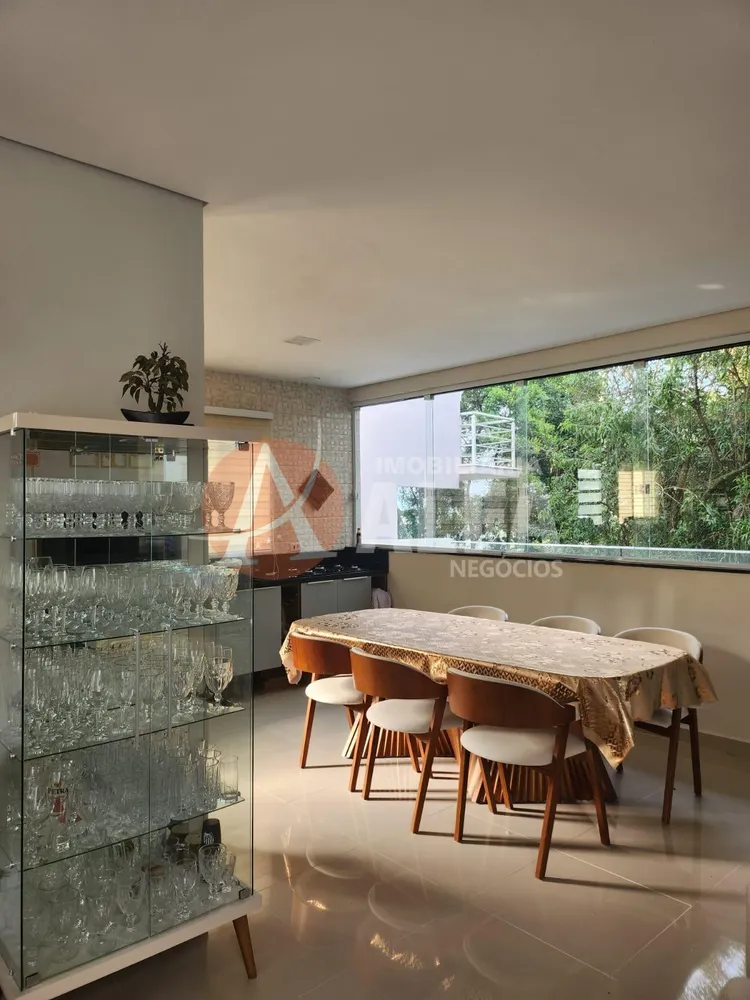 Casa, 4 quartos, 260 m² - Foto 3