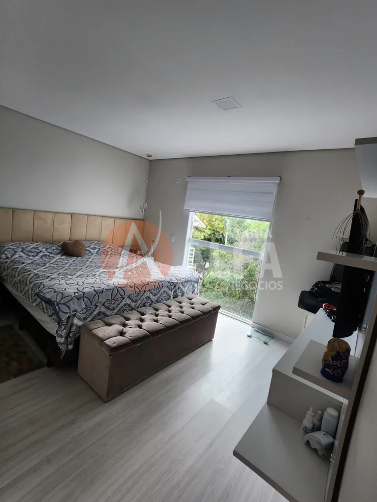 Casa, 4 quartos, 260 m² - Foto 4