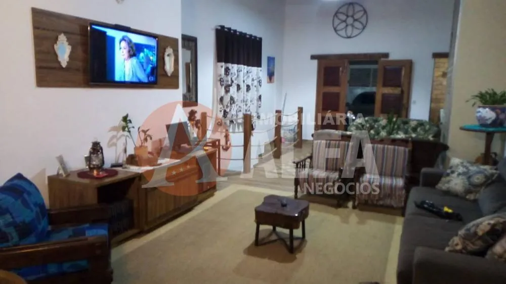 Casa, 4 quartos, 270 m² - Foto 4