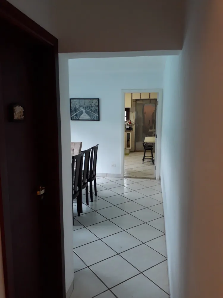 Casa, 3 quartos, 220 m² - Foto 2