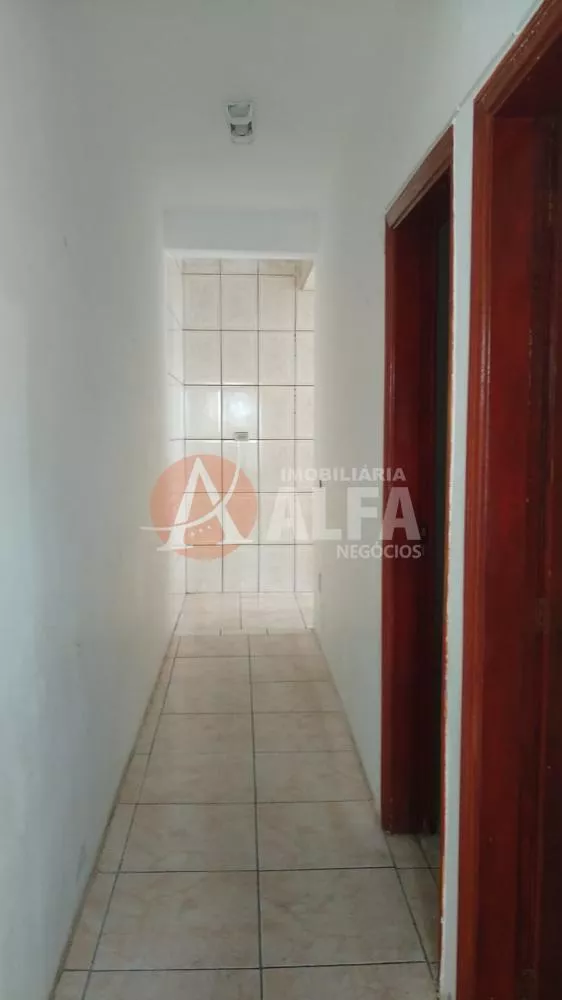 Casa à venda com 3 quartos, 175m² - Foto 2