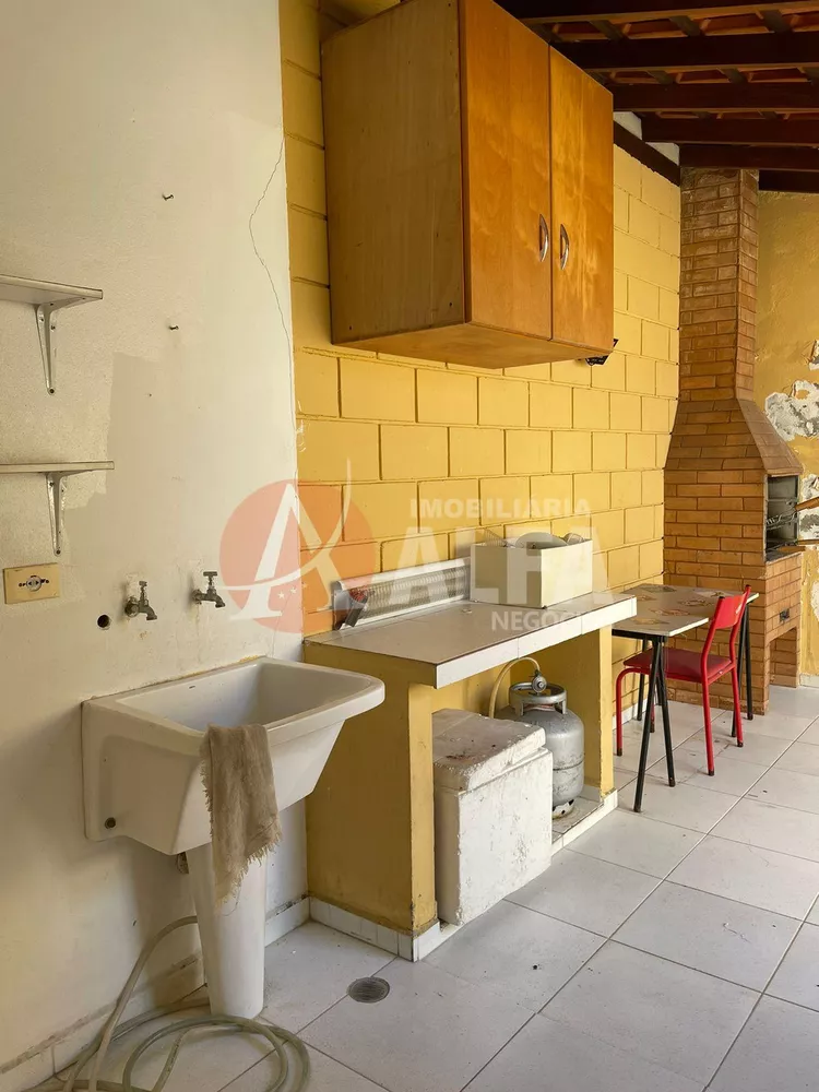 Casa à venda com 2 quartos, 81m² - Foto 6