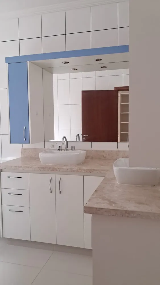 Casa, 4 quartos, 1000 m² - Foto 1