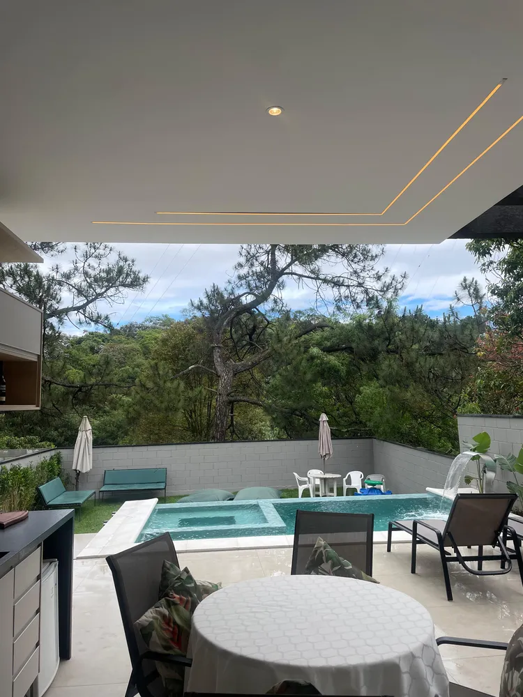 Casa, 3 quartos, 315 m² - Foto 1