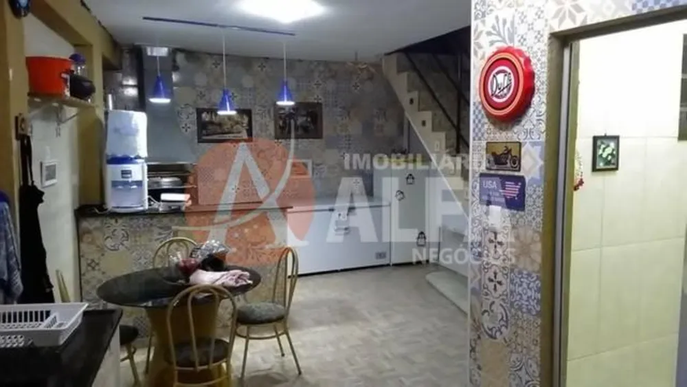 Casa, 3 quartos, 220 m² - Foto 9