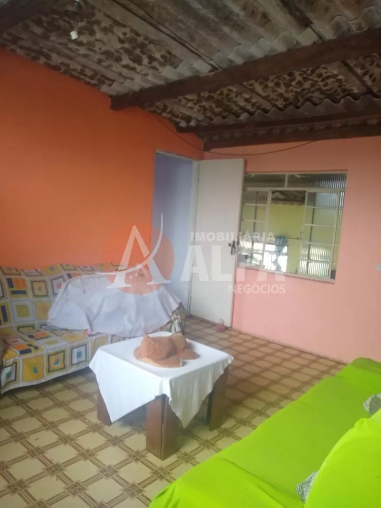 Casa à venda com 5 quartos, 250m² - Foto 4