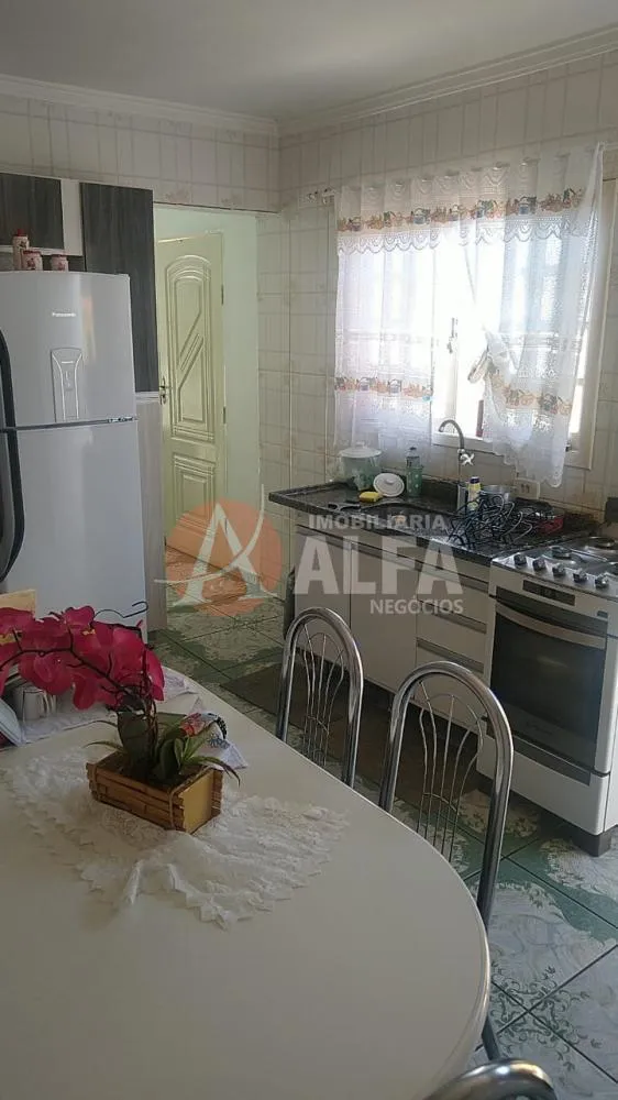 Casa, 5 quartos, 220 m² - Foto 3