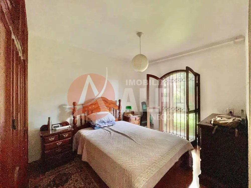 Casa, 4 quartos, 353 m² - Foto 3