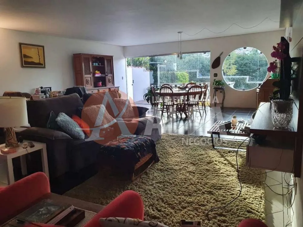 Casa, 3 quartos, 320 m² - Foto 2