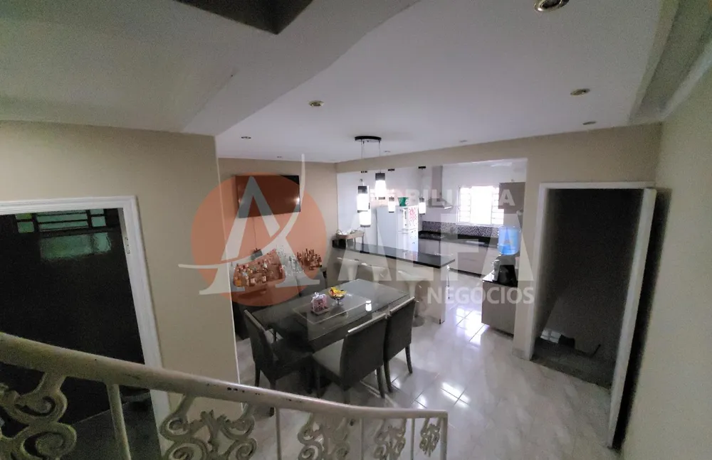 Casa, 4 quartos, 290 m² - Foto 3