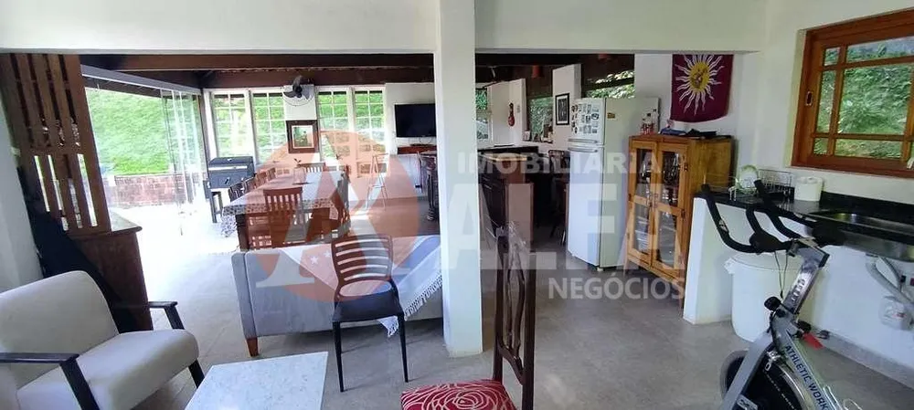 Casa, 3 quartos, 330 m² - Foto 4
