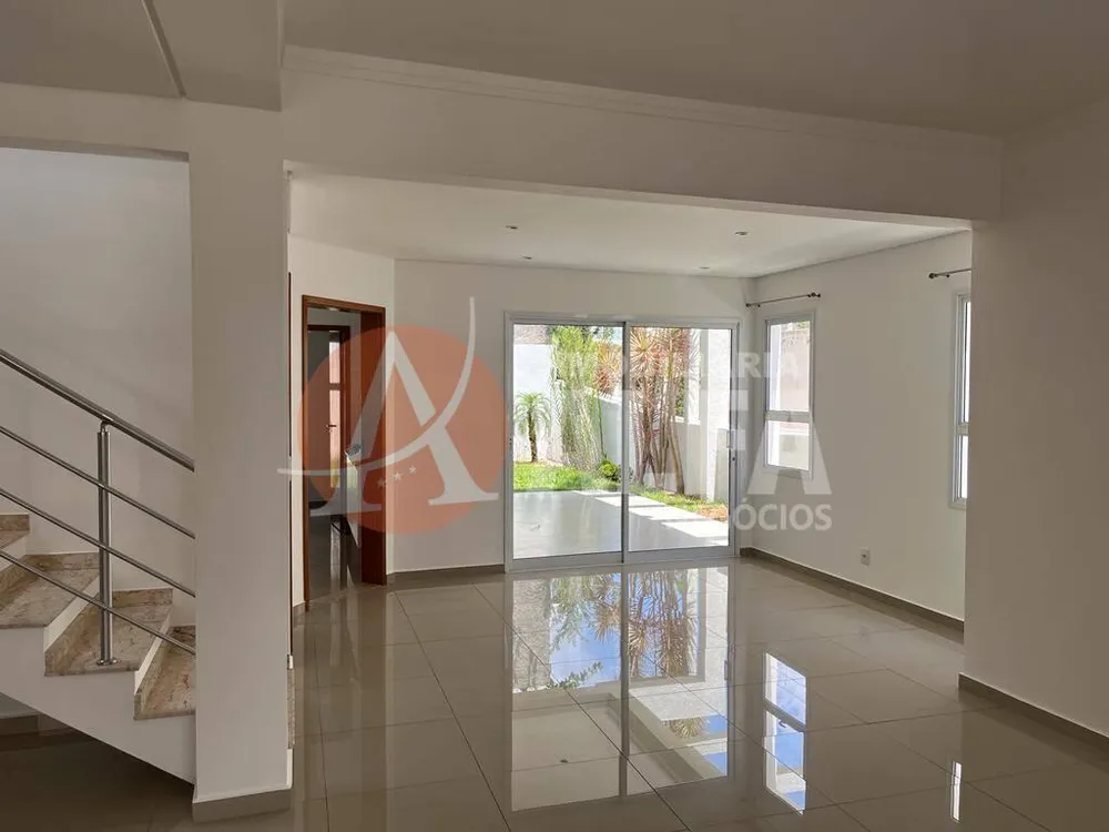 Casa, 3 quartos, 192 m² - Foto 4