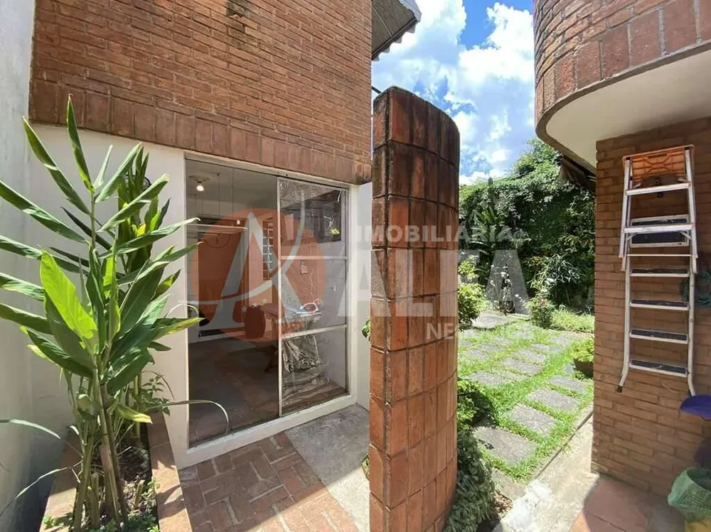 Casa, 4 quartos, 210 m² - Foto 3