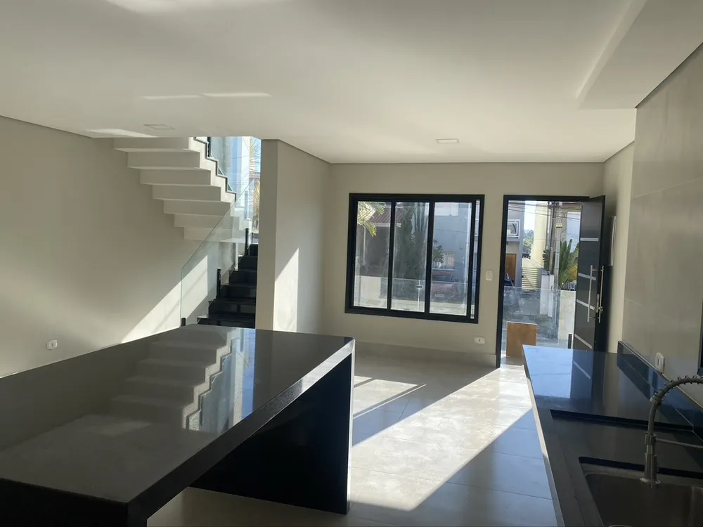 Casa, 3 quartos, 183 m² - Foto 1