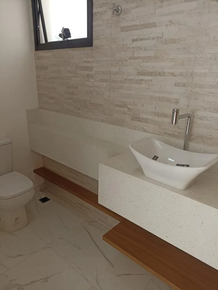 Casa, 3 quartos, 318 m² - Foto 1