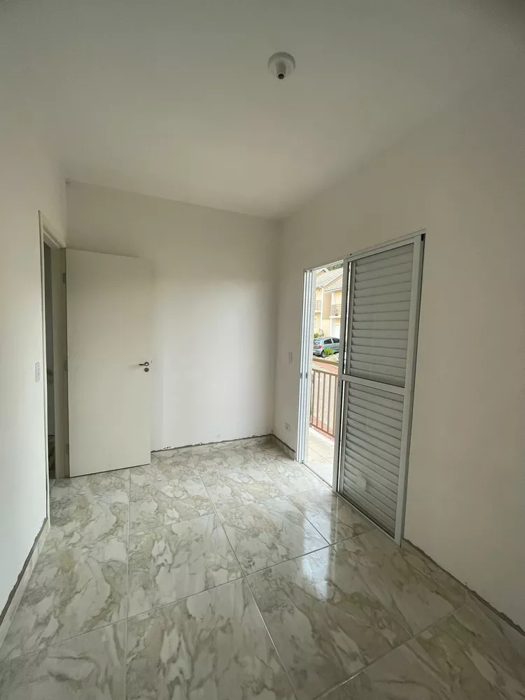 Casa para alugar com 2 quartos, 70m² - Foto 3